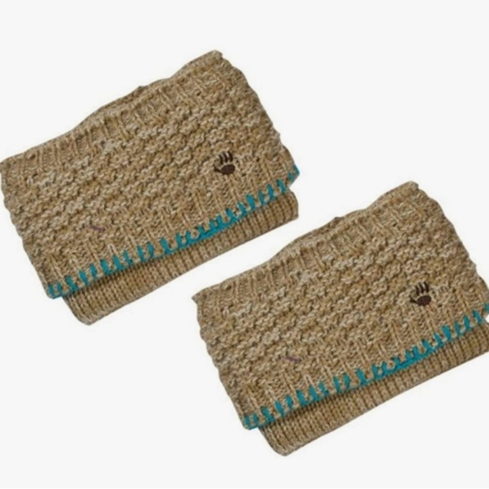 BearPaw boot cuff NWT Tan and Blue